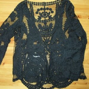 Black Lace S-M Long Sleeves Round Neck Top Pretty